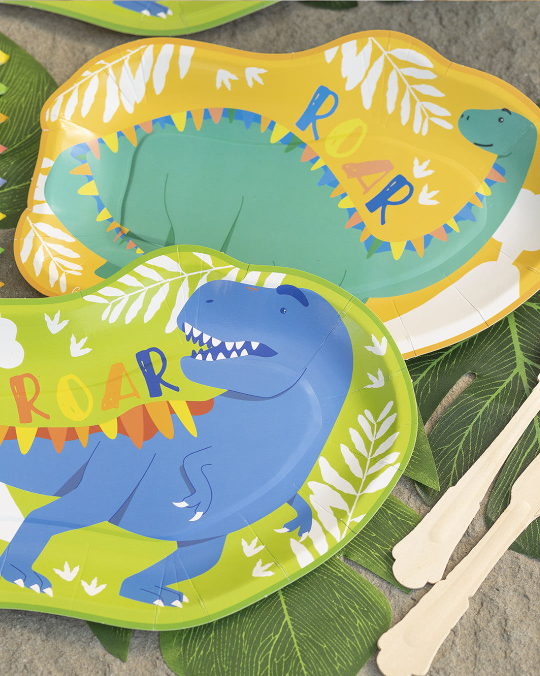 Rodjendanski tanjiri Dinosaurusi