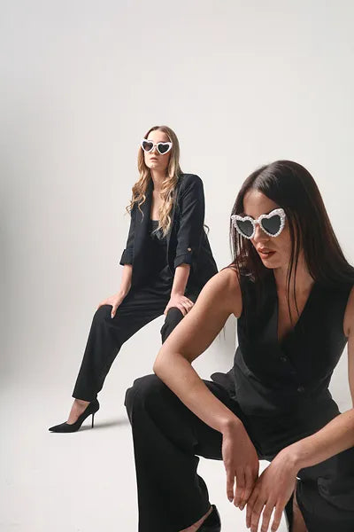 Naočare sa srcima i biserima — bele